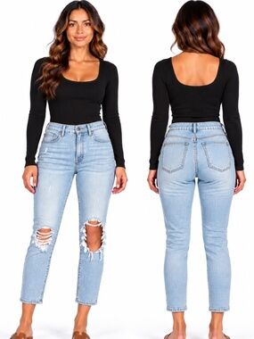Good American Good Cuts Distressed Jeans